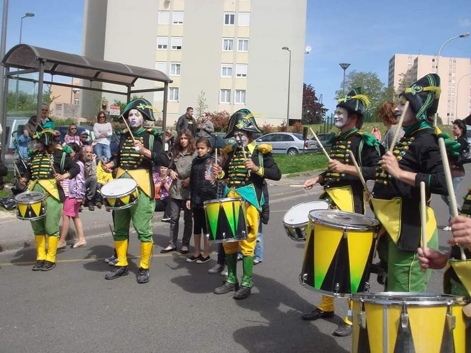 Le festival Danses et Musiques du Monde en version 'light', c'est ce jeudi ! #montataire #martinets #centreville #culture #festival #danse #musique #hiphop  #jaimemaville