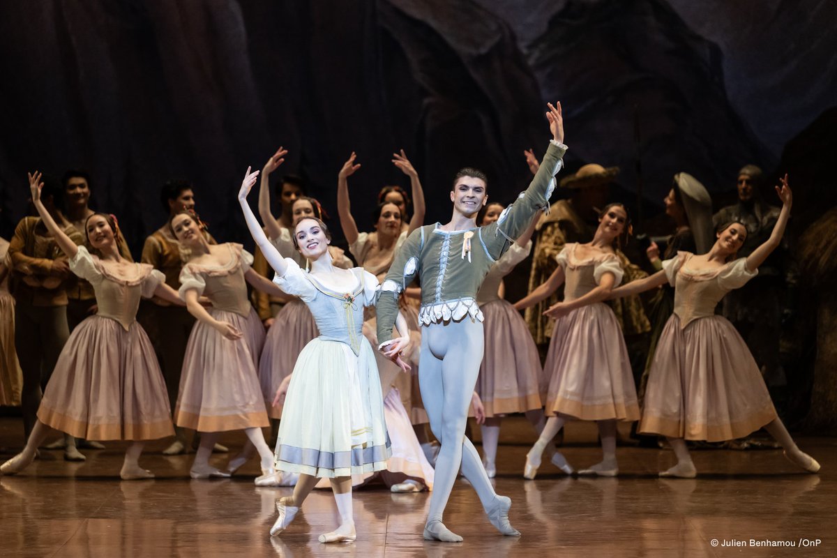 #Giselle L’histoire d'un amour impossible qui dure par-delà la mort...💔 Un ballet de Jean Coralli et Jules Perrot, au Palais Garnier jusqu'au 1er juin. bit.ly/46NxY1r