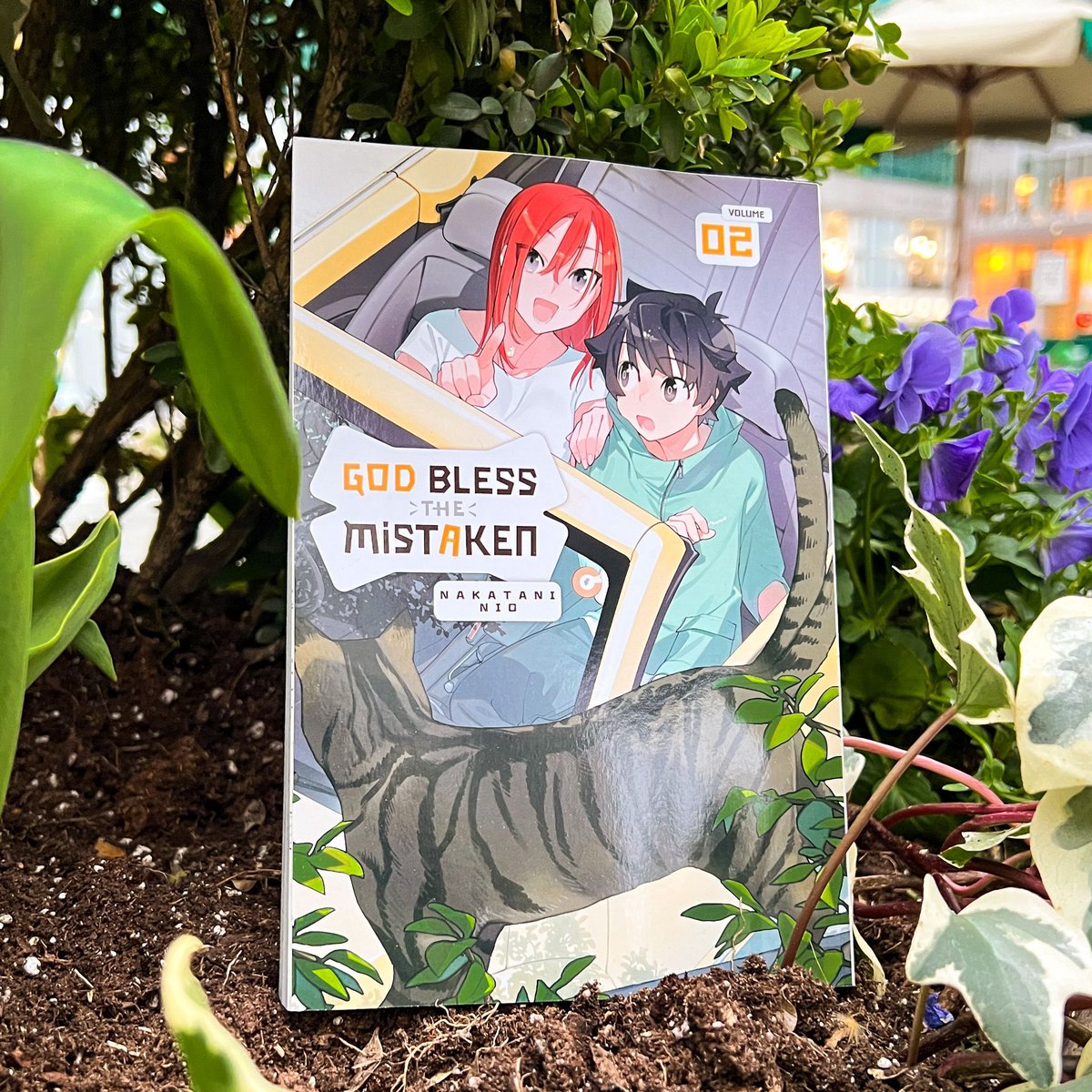 From houses becoming mazes to unbreakable objects, there's more fun to be had in the bug filled world of God Bless the Mistaken! 👾 Make sure to catch more bugs in God Bless the Mistaken, Vol. 2, available May 21 buff.ly/43pxr4w