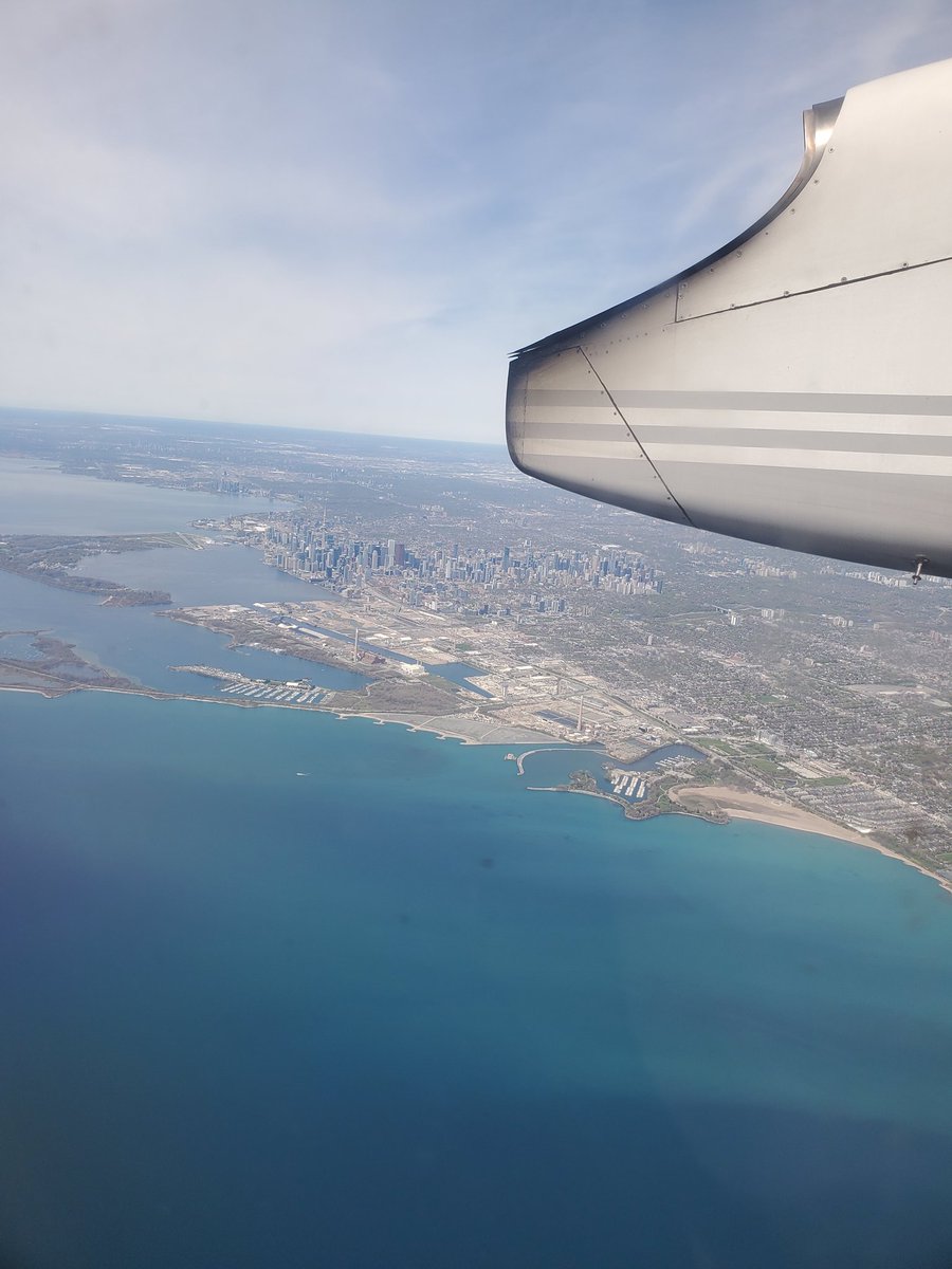 Loving the view flying out of downtown Toronto enroute to Ottawa for multiple meetings a block apart @CTRC_CCRT @CATAconference #concussion @i3labgroup #academiclife