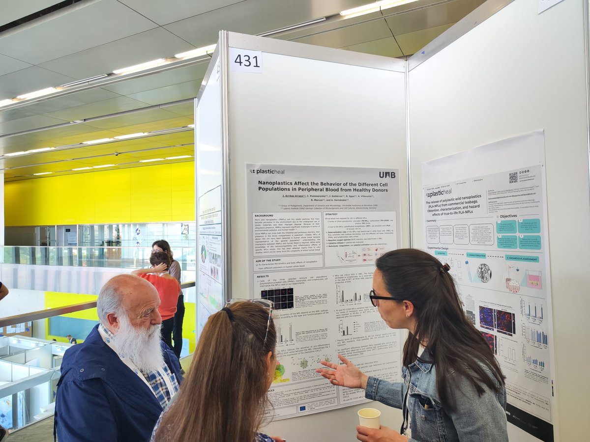 The @plasticheal team is with @CuspResearch partners @imptox @plasticsfate, @AuroraProjectEU & @PolyriskScienceat at the session “The Fate and Effects of Micro and #Nanoplastics in Relation to Human Health Exposure” in #SETACSeville. We're on fire with 6 presentations! #SETAC2024