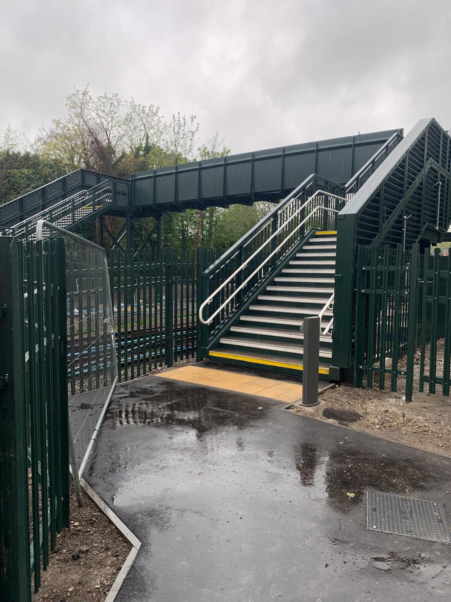 Over the long weekend we've been busy making the finishing touches to a new footbridge near Otford station. We're getting ready to switch on the lights and open the bridge, removing the foot crossing. A temporary detour route is available in the meantime.