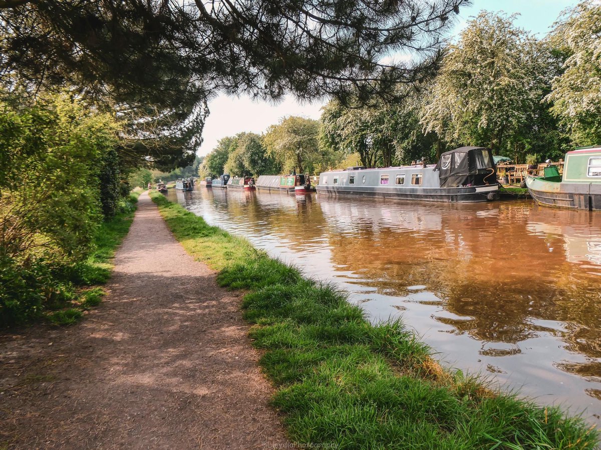 Nice stroll along the towpath at Audlem this morning