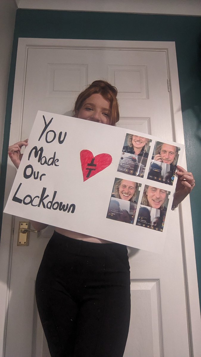jwoodwardxx's tweet photo. @takethat @GaryBarlow @OfficialMarkO 

I have made a sign for @OfficialMarkO that I was going to bring to Manchester but apparently signs are prohibited (😭)

Is there any way that I could possibly gift it to Mark instead as I would love him to see it? ❤️ https://t.co/HL1XlVdT8Z