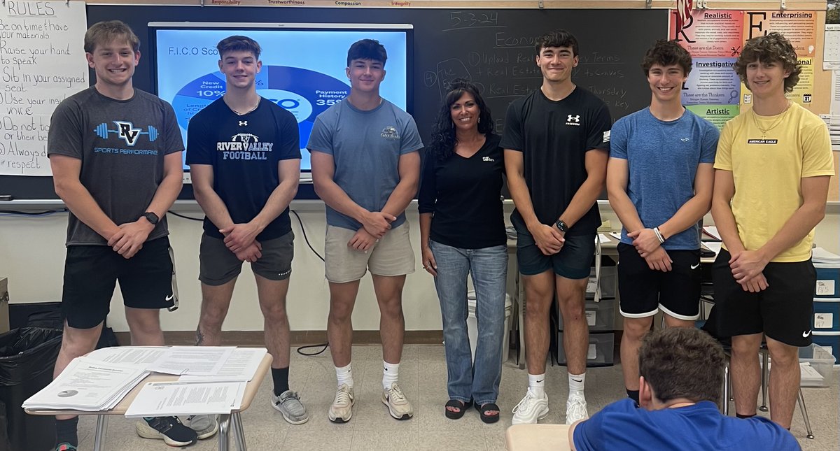 Thanks to Mrs. Wendy Smith, Community Banking Manager with S&T Bank, who shared her insights about building credit and various careers in the banking and financial services sector in Mr. Freeman's Economics class and Mr. Zerfoss' Transition 11 class.