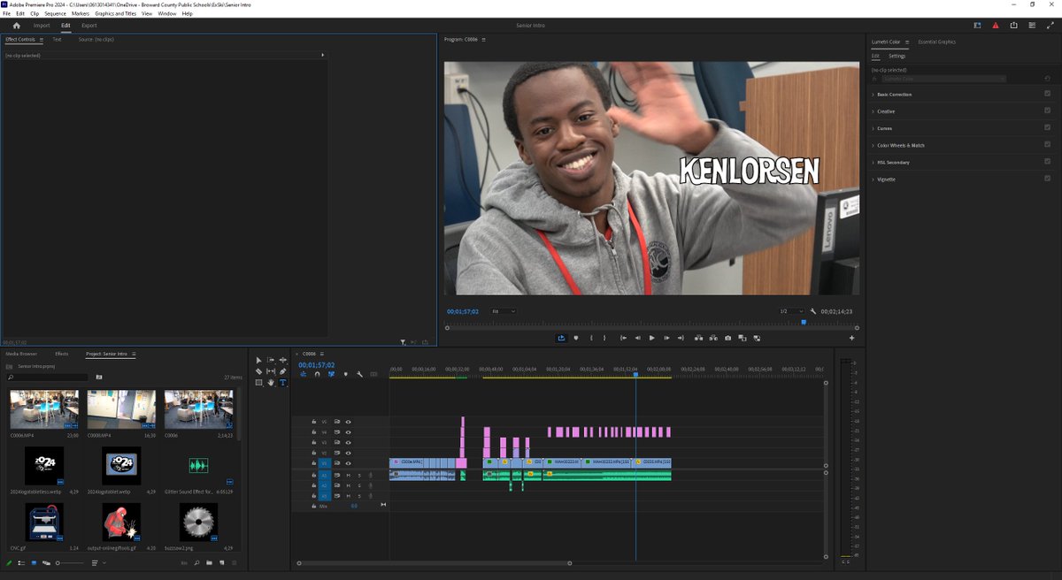 JeanWebDevATC's tweet image. Today we are working on a video for graduation