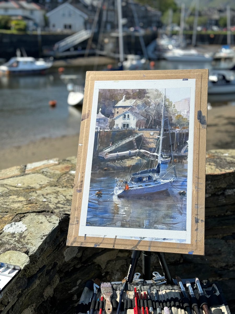Today's plein air watercolour, Porthmadog Yacht Club. Painted on St Cuthbert's Milford paper using Schmincke watercolours. Very sunny and warm today #pleinair #watercolour #porthmadog