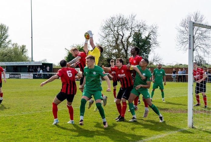 Archie1davis's tweet image. A good way to end a tough season! 🧤

@thameunitedfc