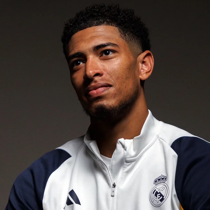 MadridXtra's tweet photo. 🗣️ Jude Bellingham: “Real Madrid is always the highest you can aspire to in football. It’s always been the level I wanted to get to & could get to, but I didn’t think I would get there so fast.

Now I’m here, I feel grateful every day to be able to represent this club. It’s a big part of my life now, it’s my life really. It has always been the goal for me.”