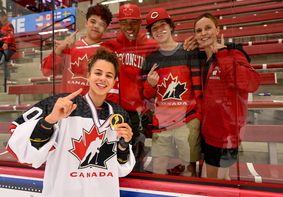 HockeyCanada tweet picture