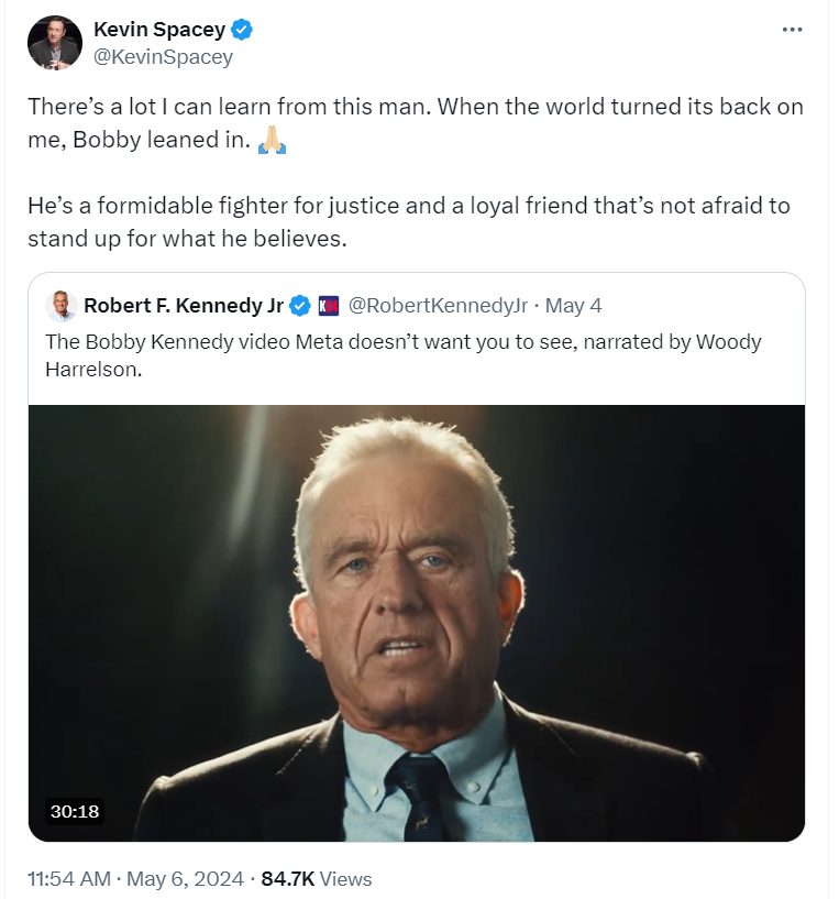 Liz Charboneau tweet media