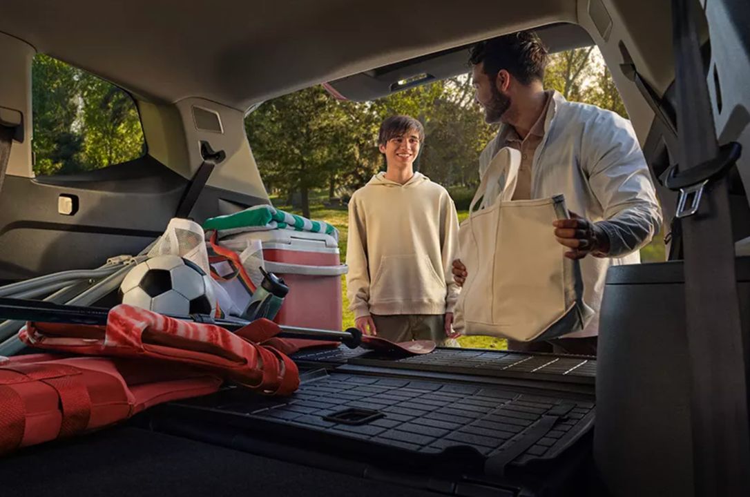 Get ready for a journey with no packing limits! The Atlas offers incredible spaciousness that'll leave you amazed! 
🔗 bit.ly/2vlqENG
.
.
.
#ThreeCountyVW #VW #Volkswagen #automobiles #automotives #carleasing #carshopping #newvolkswagen #volkswagenlove #volkswagenlife