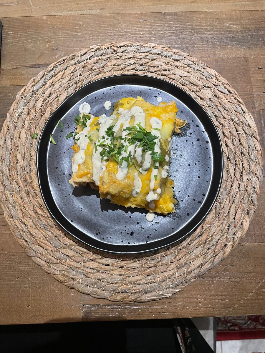 Chris Laughlin tweet media