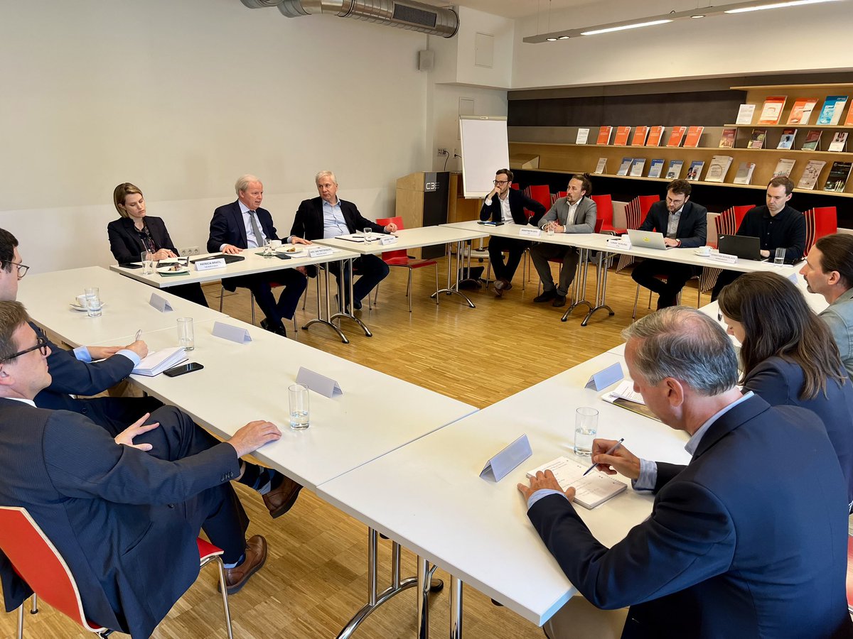 Great discussion w/ civil society organizations @oefse in 🇦🇹about global challenges the world is facing and how the @WorldBank reform efforts are enabling us to better tackle them. Together, we explored how @WBG_IDA is essential to ending poverty on a livable planet.