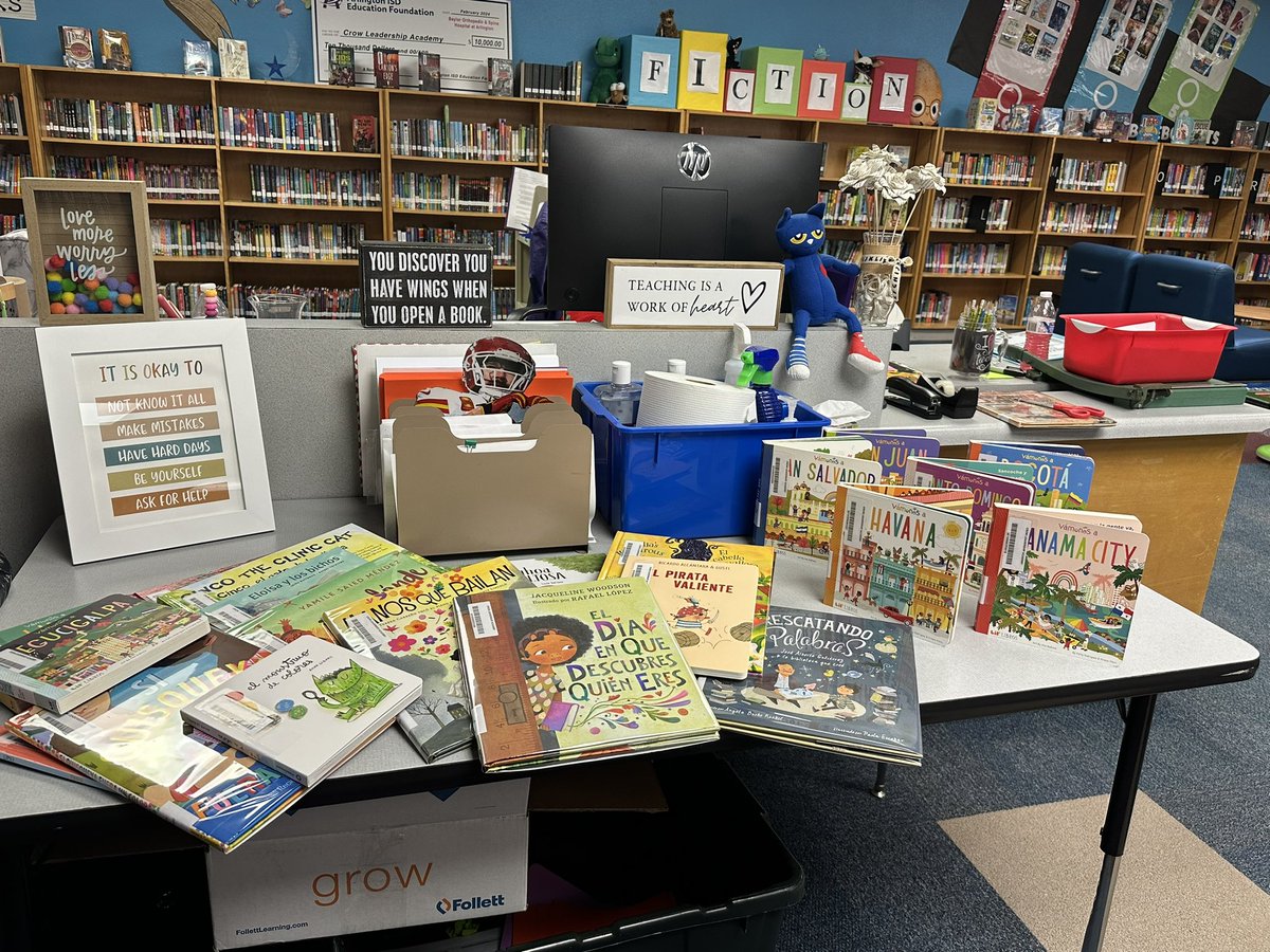 Crow El Library (@crowlibrary) on Twitter photo Shout out to the World Languages dept. for my books today to support the Crow library. A huge thank you to you! @aisdlibsrv <a href="/CrowCougars/">Crow Leadership Academy</a> <a href="/AISDWorldLang/">AISD World Languages</a> Shout out to the World Languages dept. for my books today to support the Crow library. A huge thank you to you! @aisdlibsrv <a href="/CrowCougars/">Crow Leadership Academy</a> <a href="/AISDWorldLang/">AISD World Languages</a>