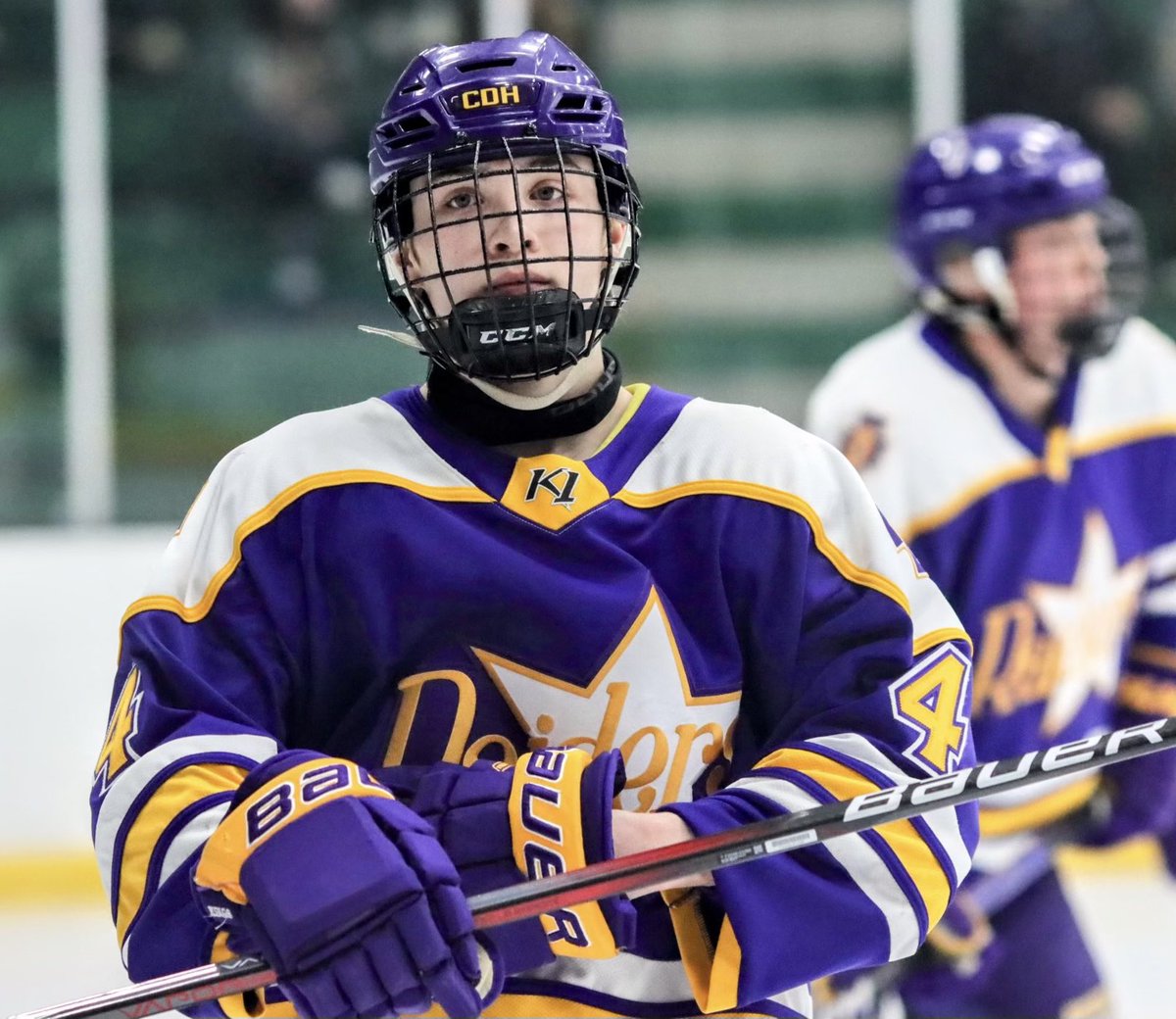 🏒USHL Draft Target 🎯 Nate Chorlton Intelligent forward and dynamic playmaker that is an asset in the defensive zone as well. 36 points in 31 games for Cretin, including 5 points in The Tourney. #2008 📸 @Romuald_Images