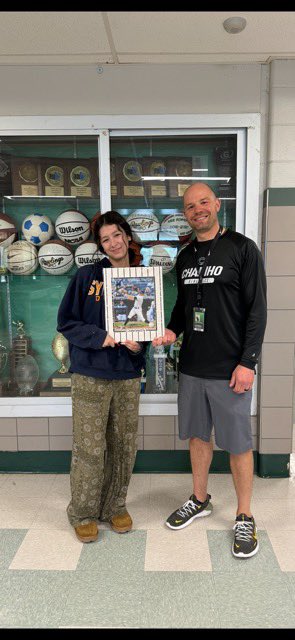 Each year in Rhode Island we work with @RIIL_sports & the @RIFoundation for Operation Clean Competition. One lucky student who saw the program last semester was selected to win an autographed @Yankees Brett Gardner photo. Congrats to Lacey Luzzi of Chariho High School on the win!