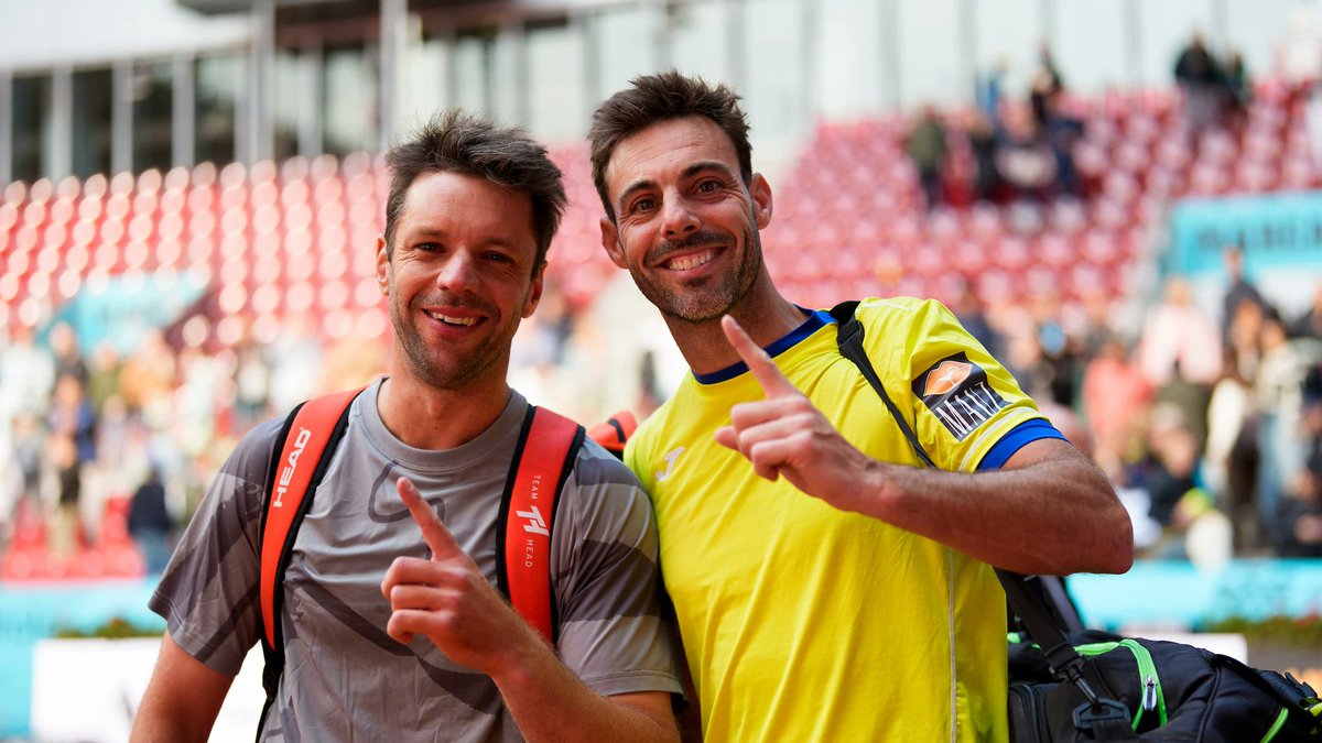 Marcel Granollers, exalumne jugador de l'RCTB-1899, es converteix AVUI en el Nº 1 del Rànquing ATP de dobles, després d'aconseguir els punts necessaris a les semifinals del @MutuaMadridOpen . Des de l’RCTB-1899 felicitem al Marcel Granollers i al seu equip per haver obtingut…