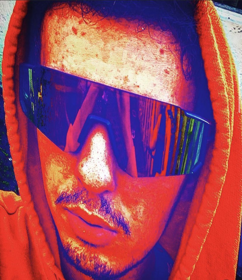 ReeferWill's tweet image. Smooth move big fella