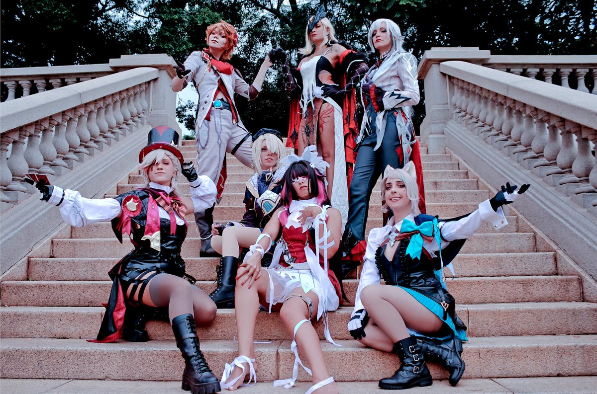 #Childe: Me. #Lyney: @_.coskyandi._ (INSTAGRAM) #Lynette: @jessdcos #Freminet: @terukitty (INSTAGRAM) #LaSignora: @rizzyun #Arlecchino: @yukilefay #Colombina: @homugabs 📸: @eckhardtph @ronaldoichi #Cosplay #GenshinImpact #原神 #HoyoLab #Fatui #Tartaglia #HoyoCreators #Fontaine