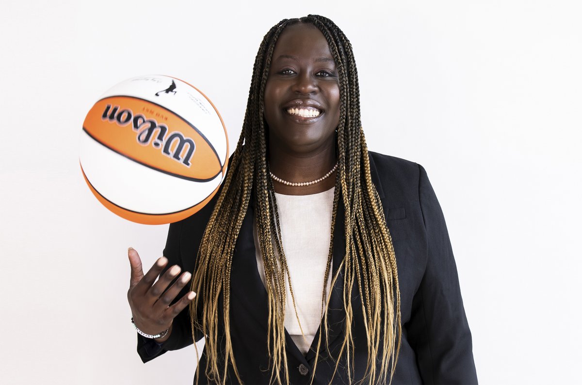 Golden State names Ohemaa Nyanin as the head of basketball operations for its WNBA team. The former assistant GM of the New York Liberty was handpicked by Joe Lacob. theathletic.com/5474176/2024/0…
