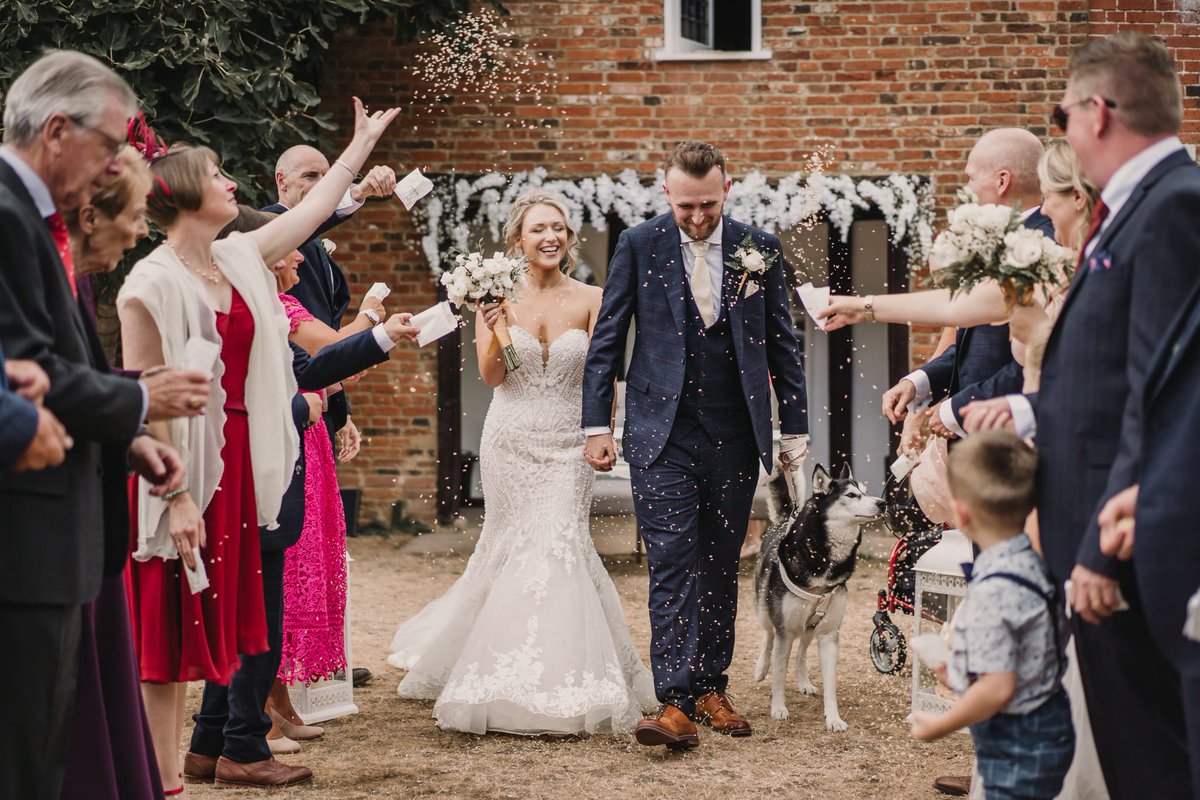 J&G 💍💞 

📷 @tawnymoonphoto 

#woodhallmanor #wedding #weddingvenue #weddinginspiration #weddinginspo #suffolkweddingvenue #londonweddingvenue #manorhousewedding #outdoorceremony #outdoorwedding