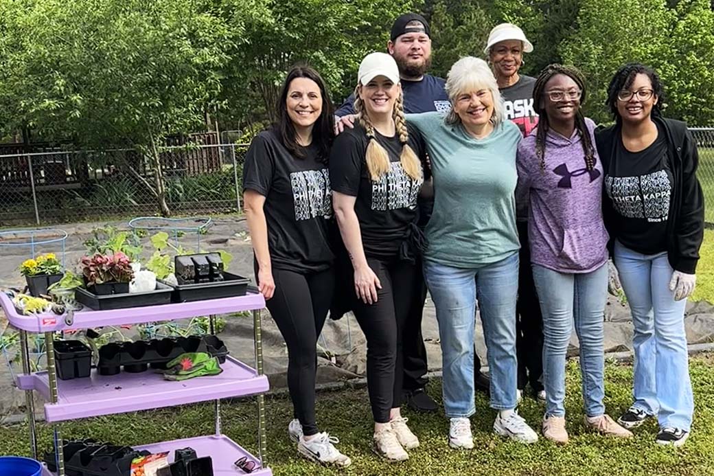 Phi Theta Kappa (PTK) completed their third annual garden clean up on Saturday, April 27 at Pathfinder Preschool located in Jacksonville, AR. ARTICLE -> uaptc.edu/footer-navigat…