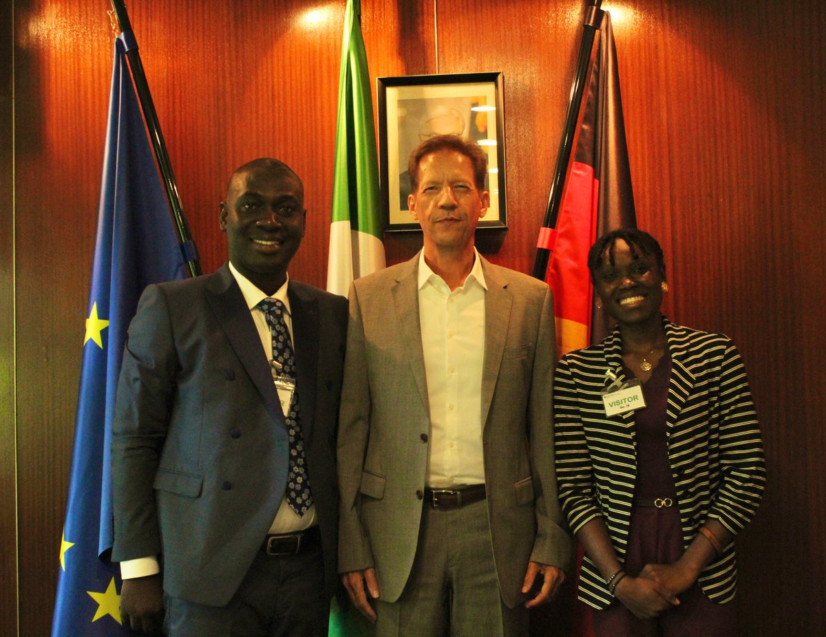 Founder @GreenGrowthHub ,Dr. Adeleke, visited 🇩🇪Consul General in Lagos. The NGO focuses on innovation/development of ‘greened’ socio-economic solutions in Africa. 🇩🇪supports 🇳🇬’s renewable energy transition & sustainable agriculture/industry. More ℹ️: thegreengrowth.org