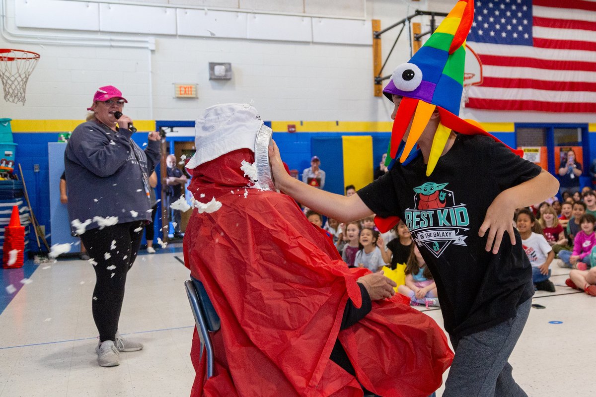 In celebration of crushing their school attendance goal, Willard Elementary staff gave certificates, awards & cards to students with the best record. The student with perfect attendance threw a pie at principal Julie Kruse. #EveryDayMatters See more: flic.kr/s/aHBqjBoPAL