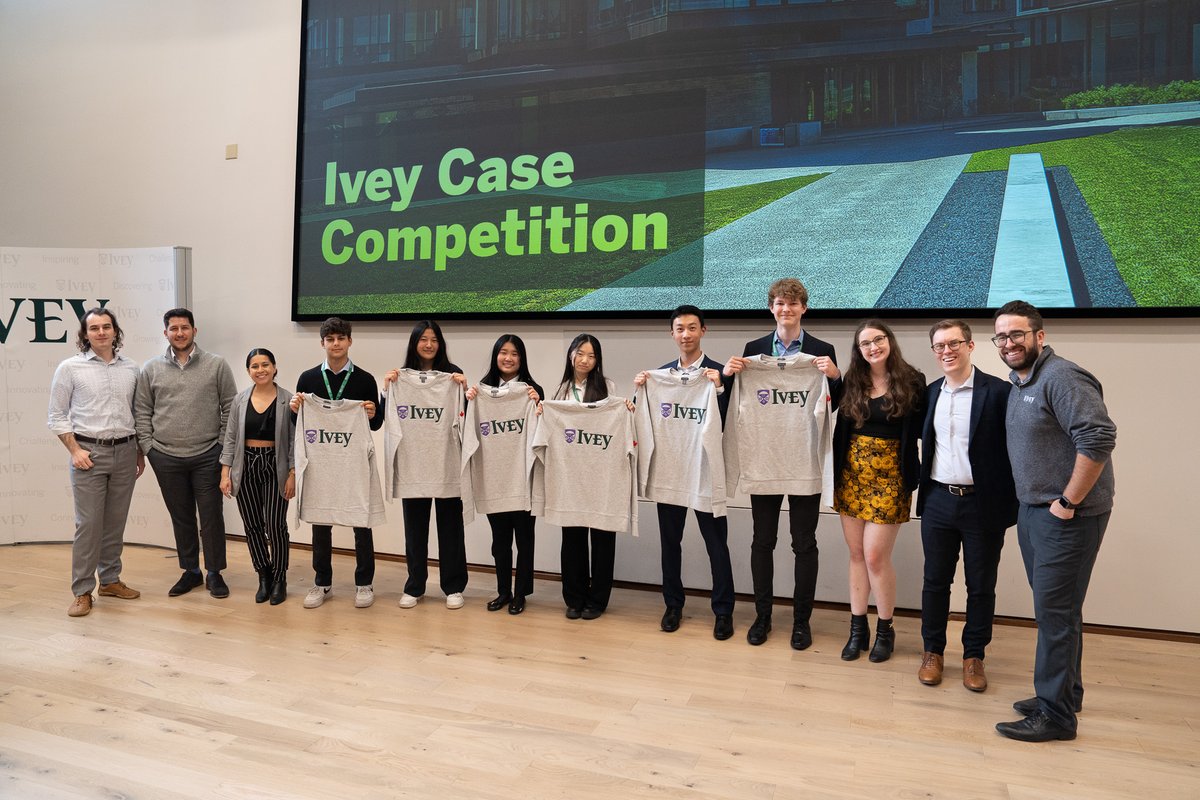 Over 80 high school students from across Canada joined us this weekend for a Case Competition, learning about Ivey's #CaseMethod, networking, and analyzing a case about The Fritter Shop. Congrats to the winning team, and thanks to the judges and participants! 💚 #IveyBusiness