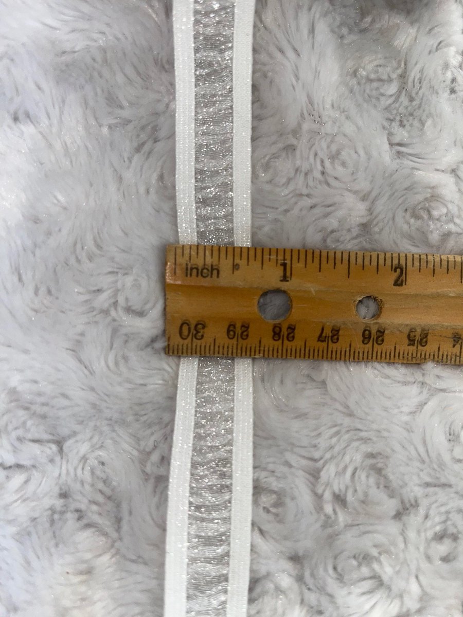 Add a touch of elegance to your DIY creations with our 5/8' wide white gathered organza GARTER sewing trim.
nuel.ink/sHEhqG

#SewingSupplies #SewLingerie #LingerieMakingSupplies #LingerieMaking #LearnToSew #CraftingCommunity #SewingLove #FashionDIY #HandmadeLingerie