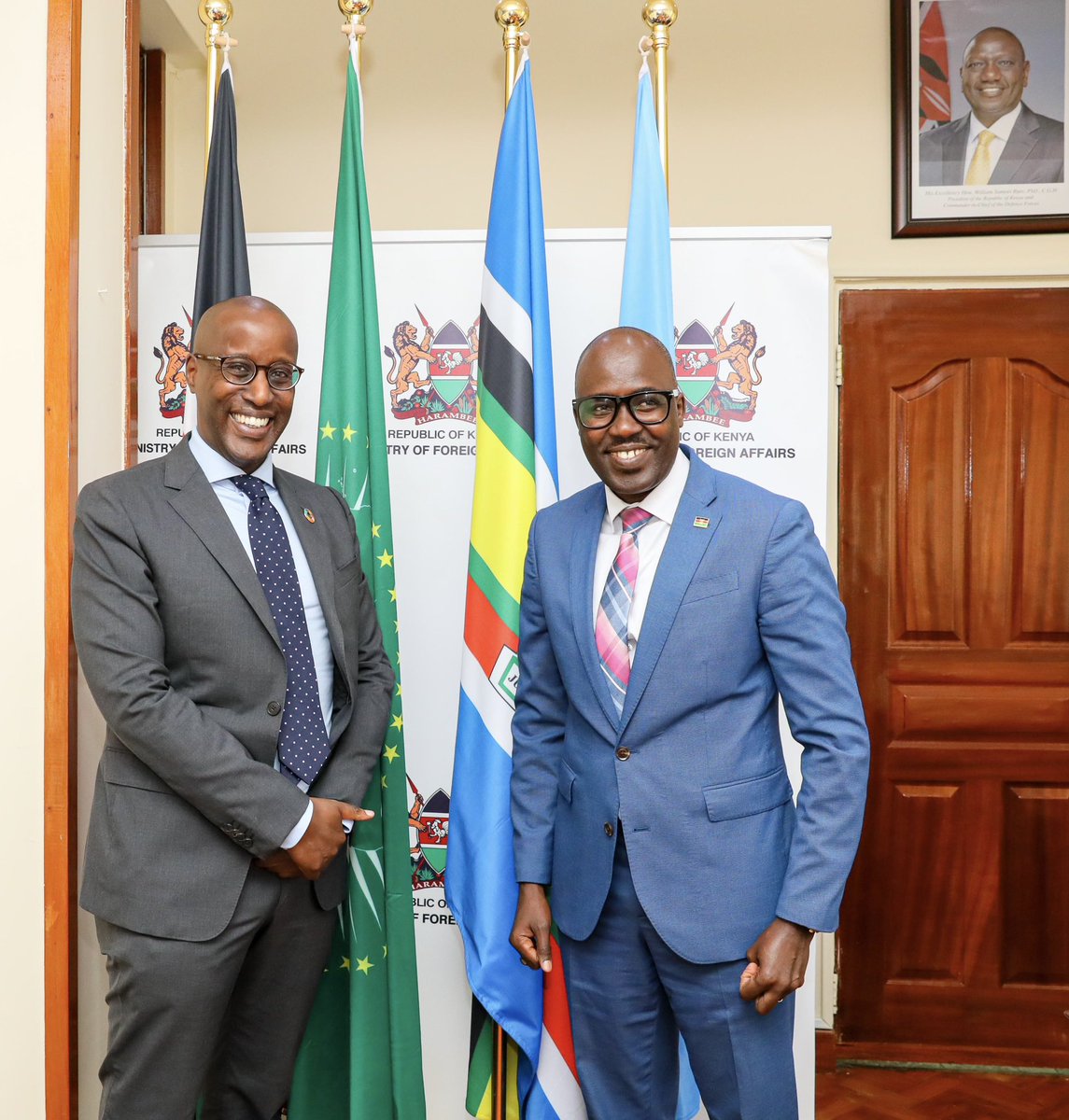 Grateful to PS @SingoeiAKorir for an excellent discussion on both our partnership & efforts underway to land the #Timbuktoo initiative in🇰🇪 targeting start-ups & entrepreneurs across Africa by mobilizing & investing US$1bn of catalytic & early stage risk capital @timbuktooafrica