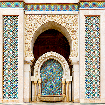 Morocco, with its rich history and cultural heritage, stands as a treasure trove for enthusiasts of Islamic design. From the intricate details of traditional architecture to the vibrant patterns adorning everyday items, the influence of Islamic design

africancontents.com/exploring-the-…