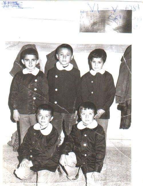 Tarihte bugün 🙄 En çirkin olanı bulan beni bulur🙈VI.V.1981 yazıyo😊