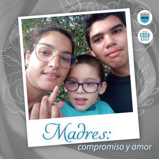 🌸Serie #Madres: #compromiso y #amor para homenajear a aquellas #féminas que con gran sacrificio y entrega cumplen con el doble rol de ser #madres y a la vez educar y asegurar los procesos que en la #UCf se desarrollan. 📷 Yoana González García, VRP