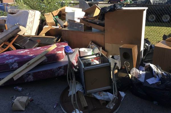 Corona_Realty's tweet image. 🏠💔 Landlord life: challenges abound! From damaged units to unpaid rent, let's navigate these hurdles together. Don't wait for problems to pile up – reach out for help finding the right tenant! #LandlordProblems #RentalChallenges