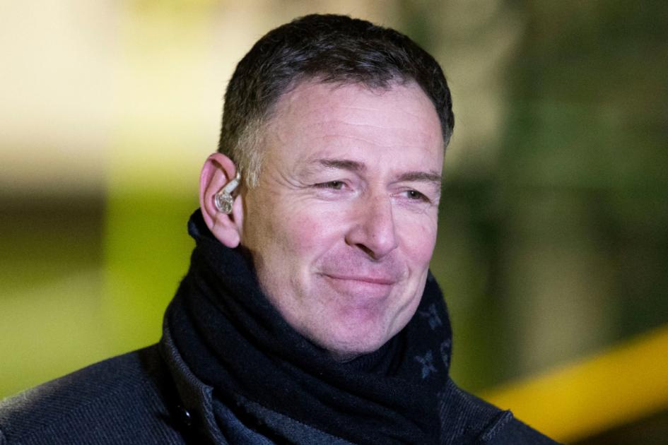 Chris Sutton has slammed Philippe Clement over his 'remarkably petty' response to Brendan Rodgers' Celtic vs Rangers remark. dlvr.it/T6Vf6V 👇 Full story