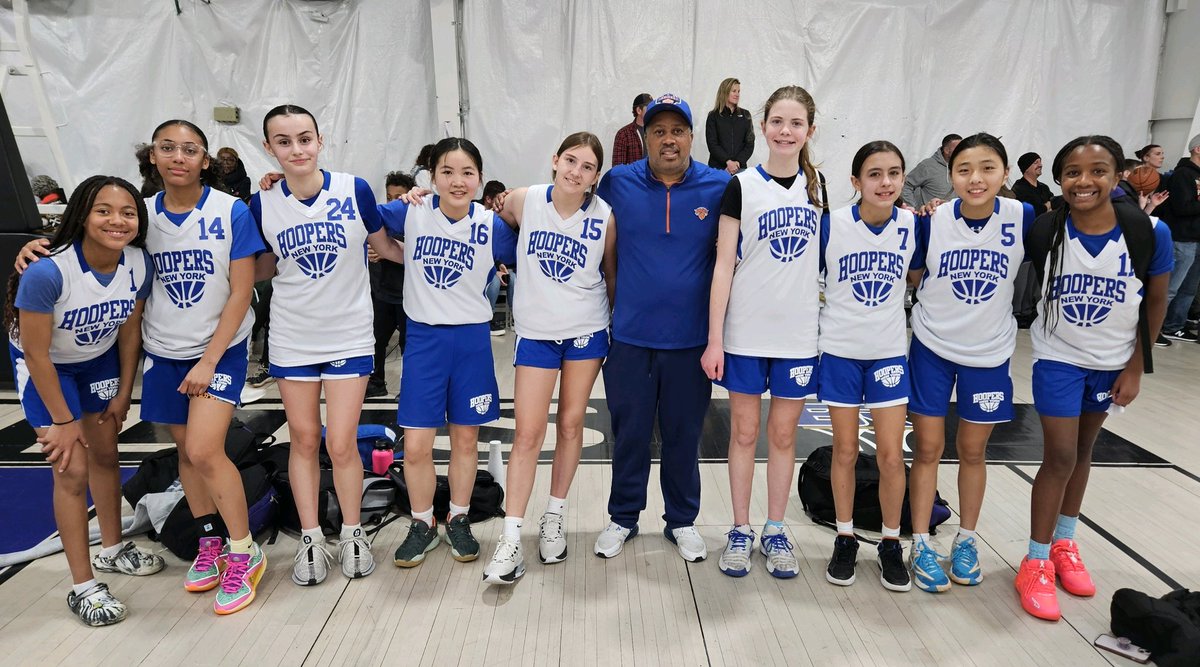 Congrats to Hoopers NY 7th grade went 3-1 at the East Coast Challenge Showcase, playing both days back to back, & beating an 8th grade team @coachschoiceusa @_BlakeDerrick @NYCHoopsnball @NYGHoops @WorldExposureWB @BlueStarMedia1