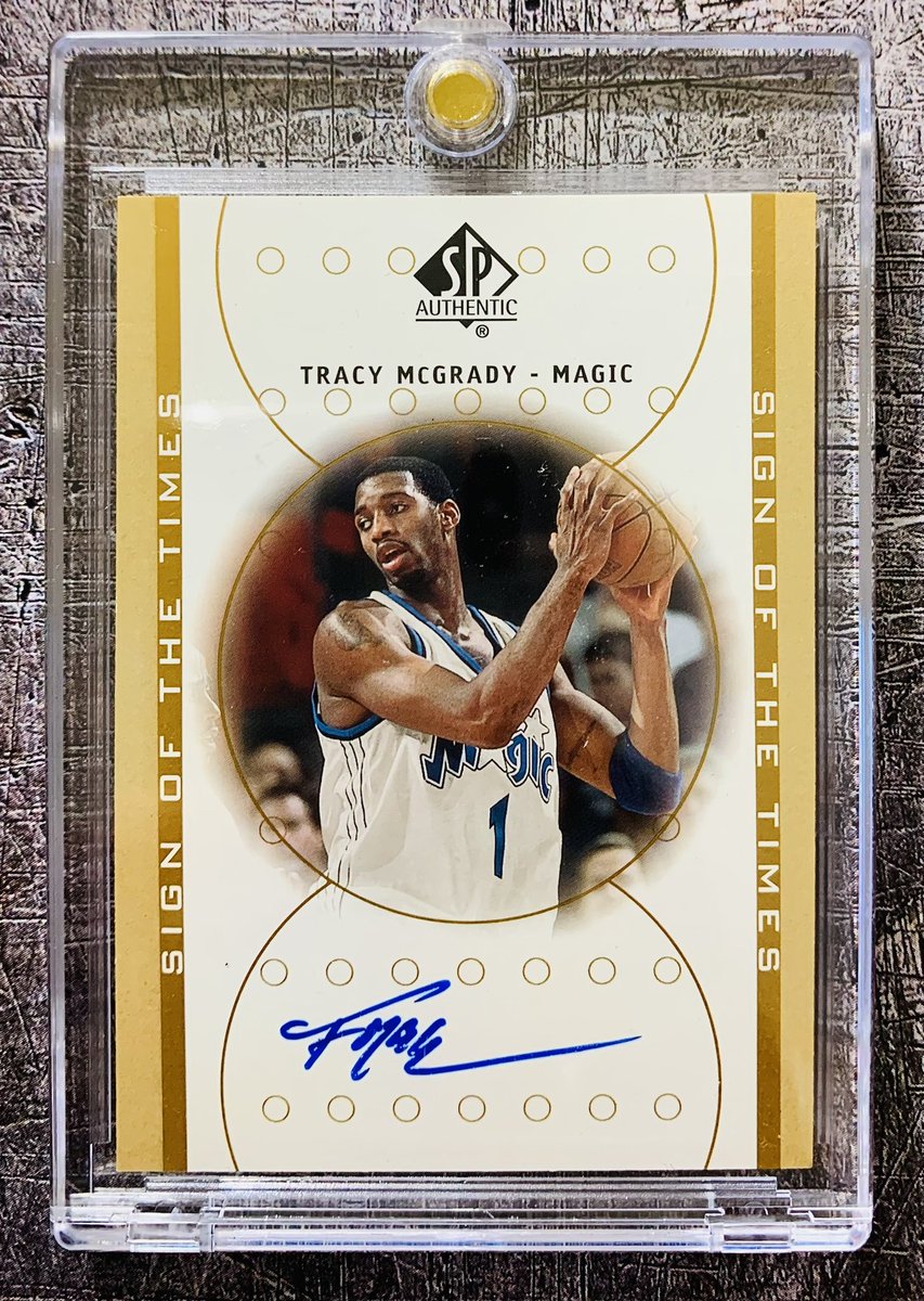 #CardBoardEyeCandy of the day!

2000-01 SP Authentic Sign Of The Times #TM - Tracy McGrady (On-Card Autograph)

#Magic #TracyMcGrady #UpperDeck #SPAuthentic #BasketballCards #PCShowcase #TMAC