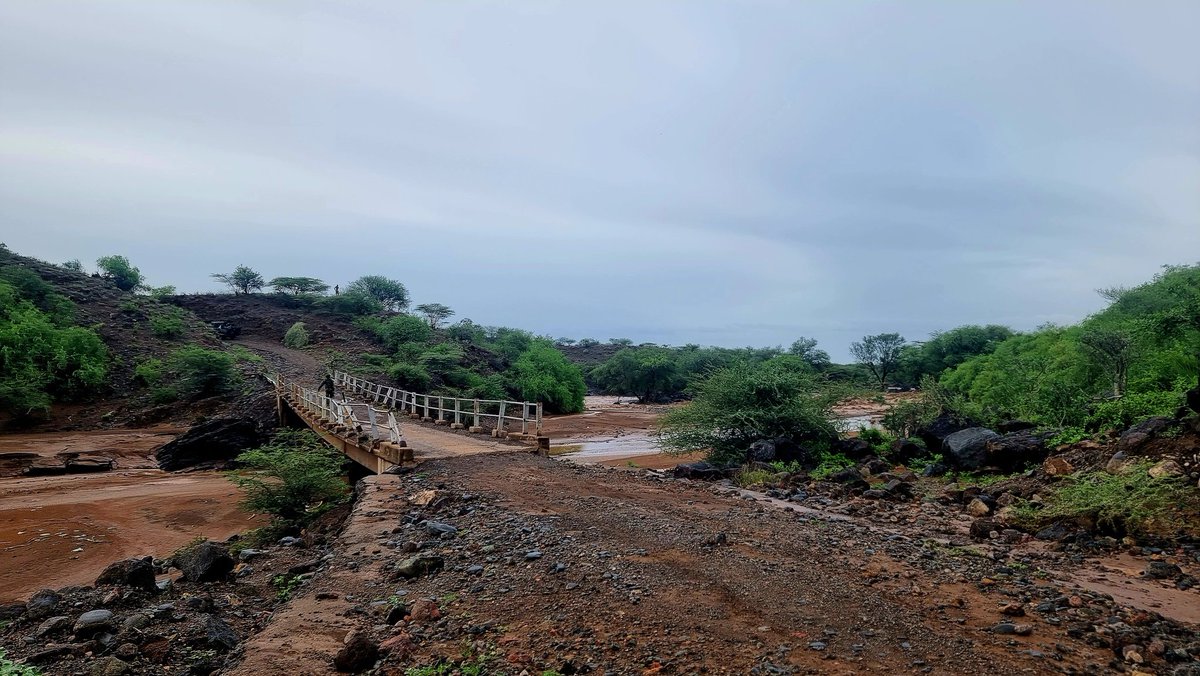 CS <a href="/kipmurkomen/">KIPCHUMBA MURKOMEN, E.G.H</a>, I have returned from Kapedo with a special request from residents: fast track tarmacking of Chemolingot - Kapedo security road, including a brand new bridge. It's just 25 kms! <a href="/EAukot/">Dr. Ekuru Aukot</a>