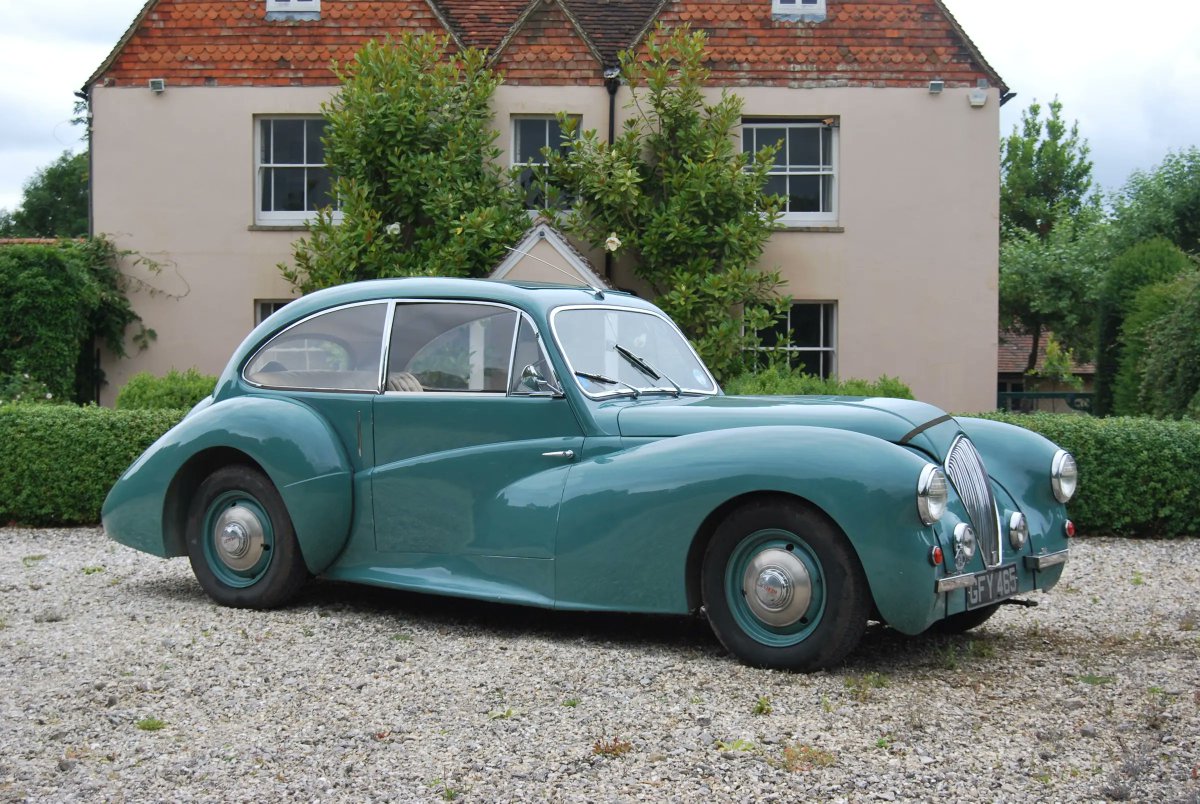 #CarPorn - Healey Elliott Saloon (1949)