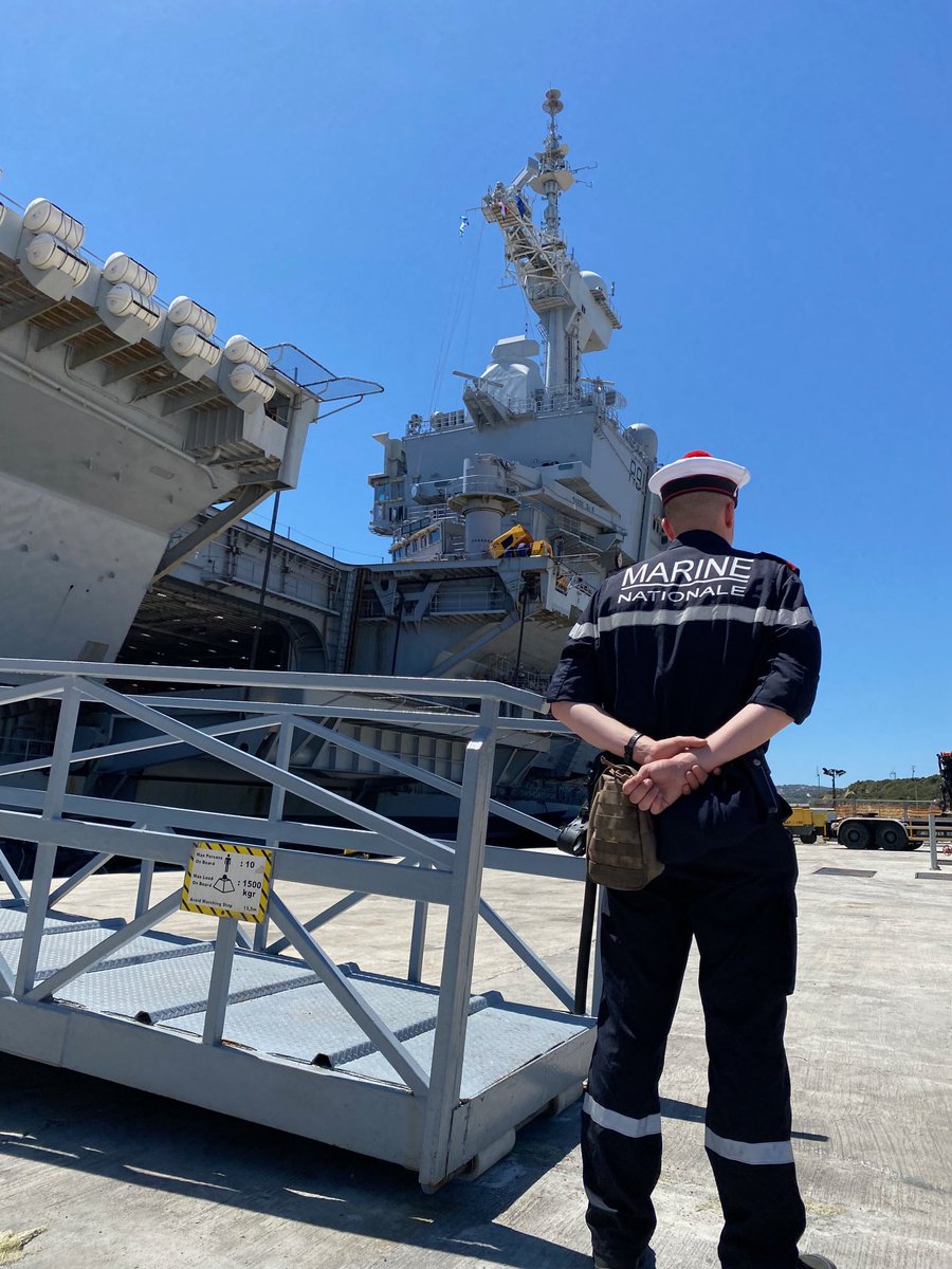 Charles de Gaulle crews 🇫🇷 are preparing to set sail from Souda Bay 🇬🇷. Follow to see what they get up to on #neptunestrike over the next few days @NATO @FranceOTAN @NATO_MARCOM #wearenato