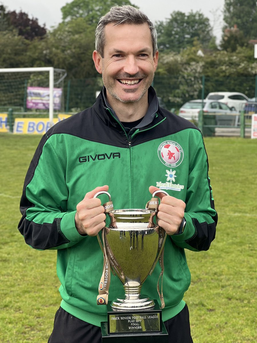 FROM MILE END DOWN TO ROMFORD 🎶

BACK TO BACK PLAYOFF WINNERS 🏆🏆

Unreal performance against the FA Vase finalists, Romford, as we won 3-1 to win promotion to Step 4 for the first time ever! Yes, it really did happen. 

We are going up, say we are going up!! 🐅🚂