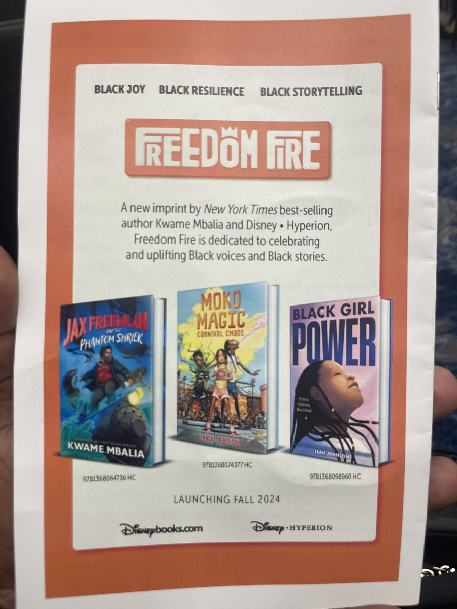 Some photos from #NTTBF I finally got around to sharing. Such a fun time talking Freedom Fire, storytelling, and the perfection that is embodied in White Cheddar Cheezit Grooves