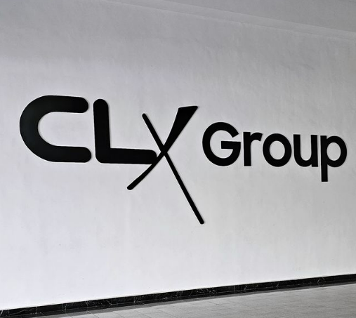 DaggaNasar's tweet image. ¡Feliz inicio de semana!, desde #CLXGroup continuamos trabajando para dar lo mejor a nuestro país. 🇻🇪

#NasarDagga #MultiMaxStore #XioStore #CLXSamsung