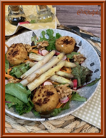 Ce soir, c'est salade d'asperges violettes et chèvres chauds panés Bon appétit et belle soirée La recette ohlagourmande.com/2024/05/06/sal…