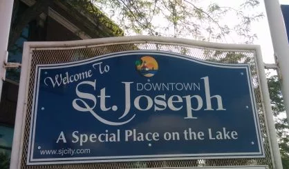 WSJM News: Traffic restrictions planned in St. Joseph for Blossomtime Parade dlvr.it/T6Vg1G