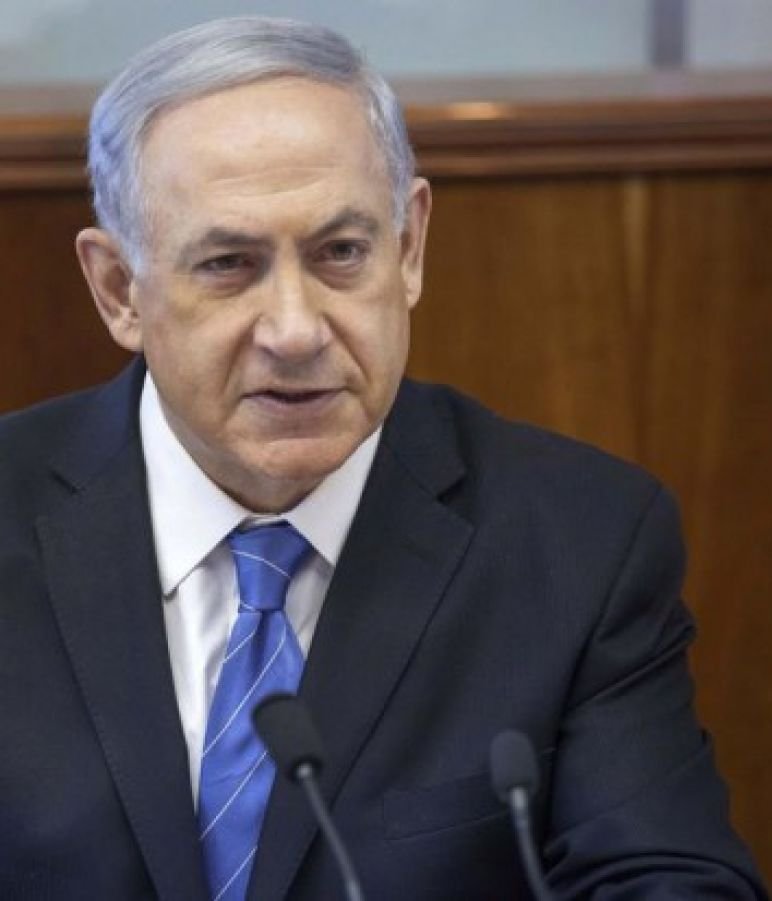 🇵🇸🇺🇸  « Vous êtes prévenus. Ciblez Israël et nous vous viserons. » Mandat d'arrêt contre Netanyahu : des sénateurs américains menacent la Cour pénale internationale et les familles de ses membres !

Il y a quelques jours, le procureur de la CPI publiait un communiqué dans lequel…