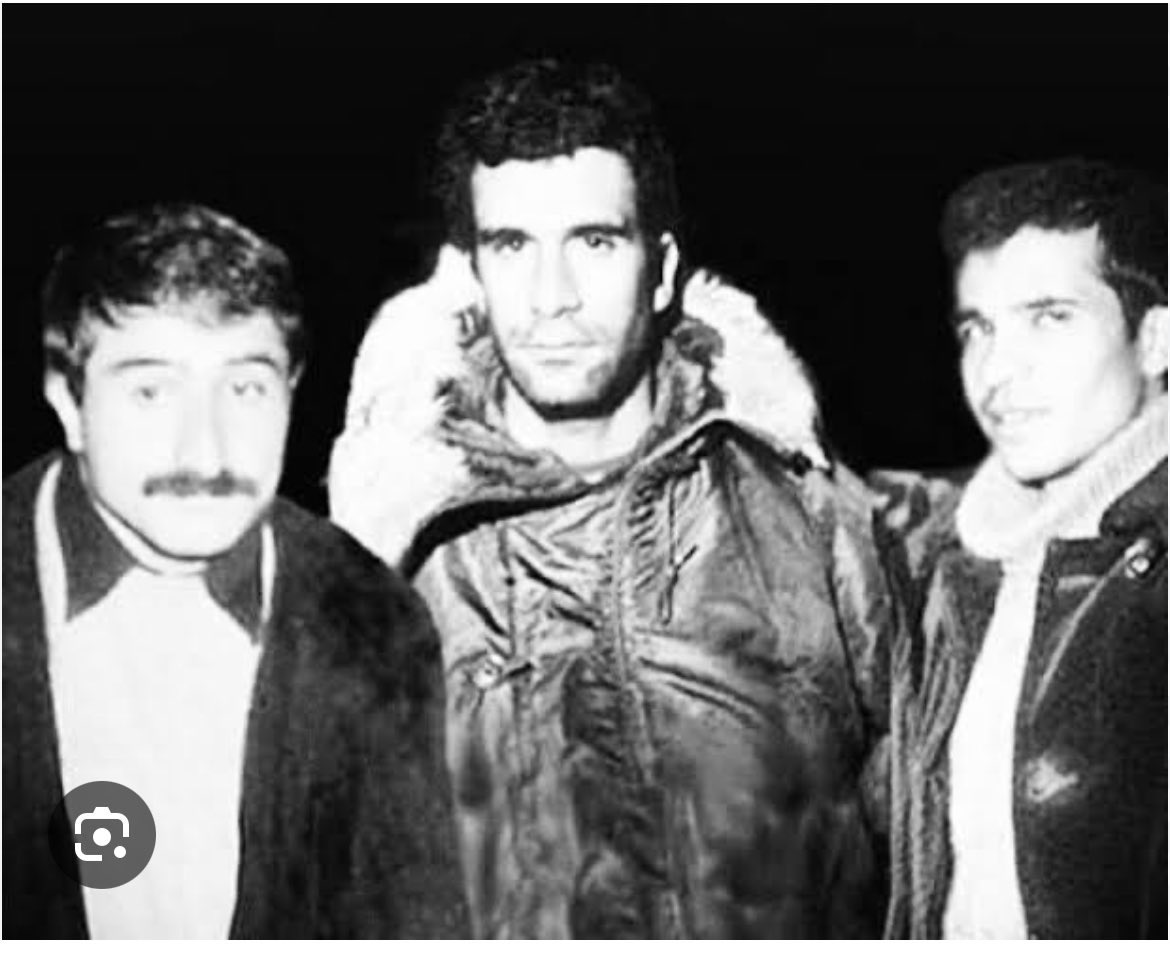 Üç fidan Üç Yürek Üç güzel İnsan
#DenizGezmiş
#YusufAslan
#Mahirİnan
Saygı ve Rahmetle anıyoruz.