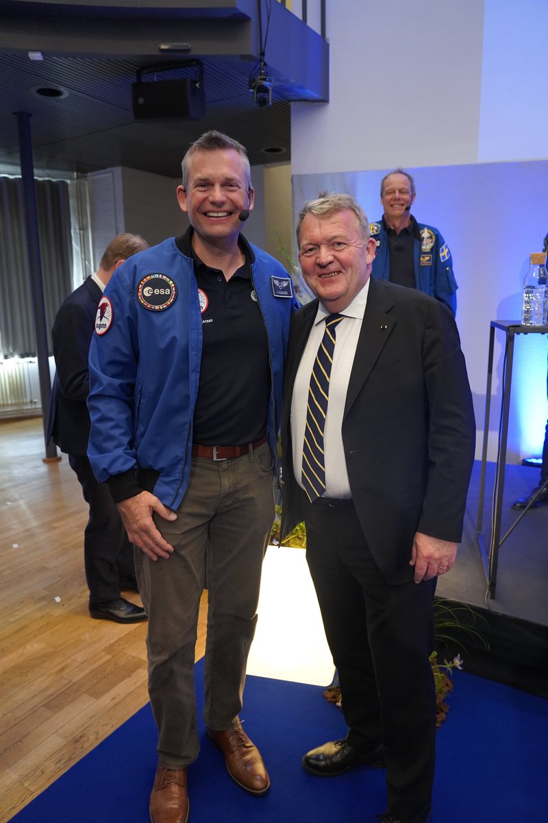 FM @larsloekke: 'A pleasure to hear about the unique Danish-Swedish space research with @Astro_Andreas and his Swedish astronaut colleague just returned from another successful ISS-mission. 🇩🇰 and 🇸🇪 don't have a space race, but a space relay, where we help each other.' 🤝🚀